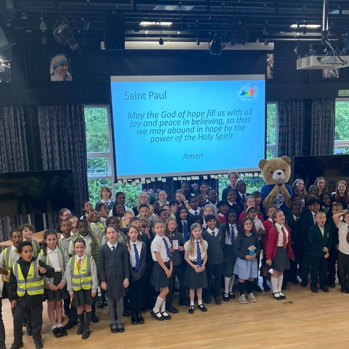 st-thomas-more-catholic-secondary-school-pilgrims-of-hope-conference